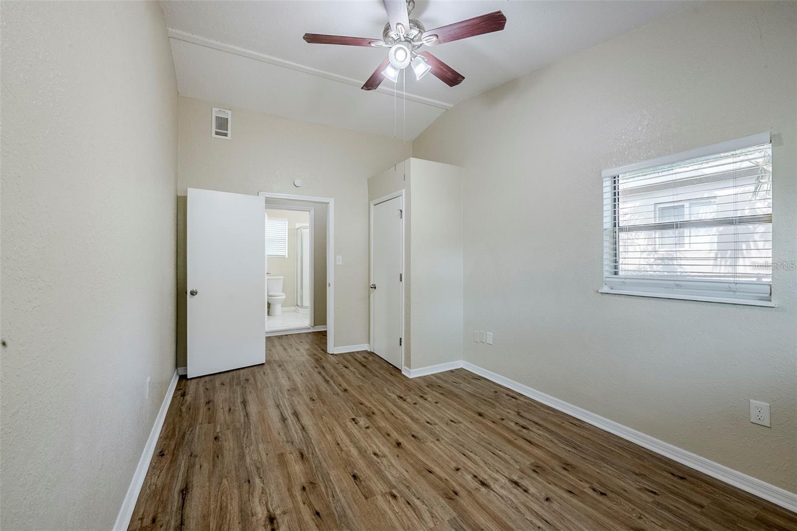 Image 11 of 21 For 5214 Montague Place