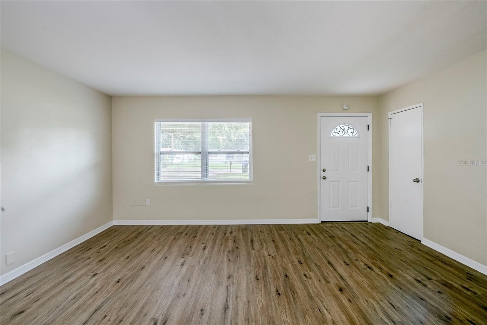 Image 4 of 21 For 5214 Montague Place