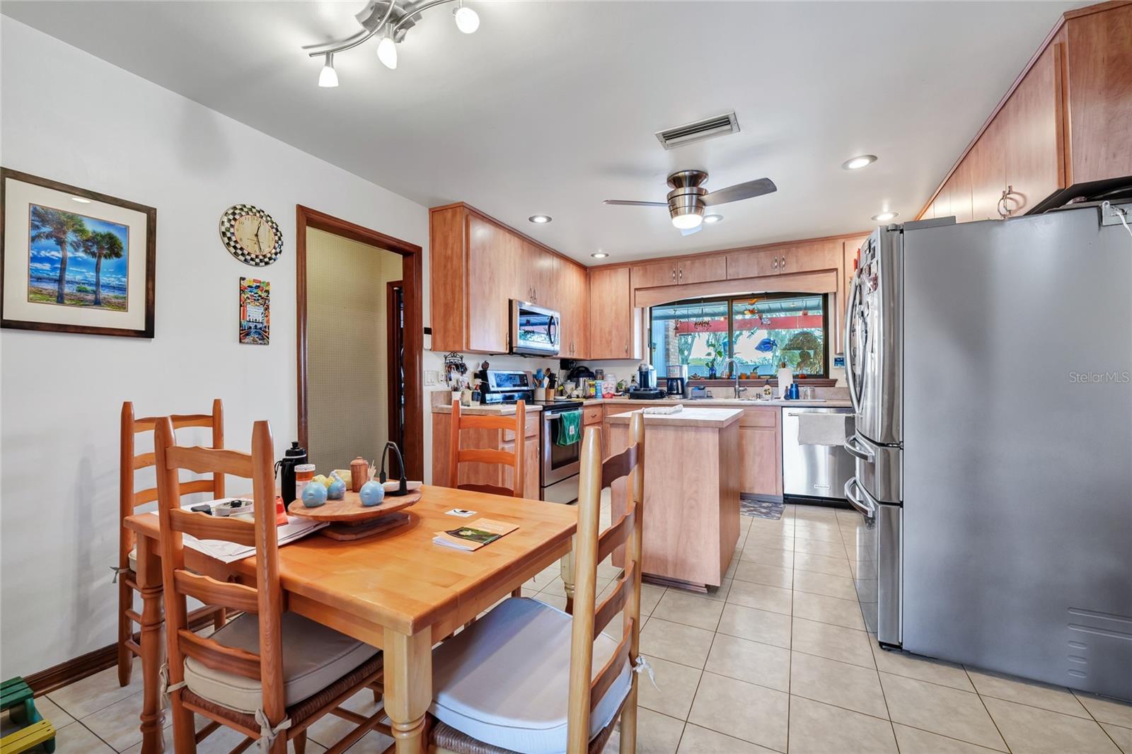 Image 17 of 47 For 3939 Rose Petal Lane