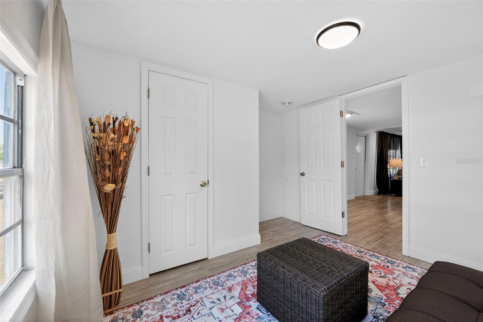 Image 12 of 33 For 2944 Palm Circle