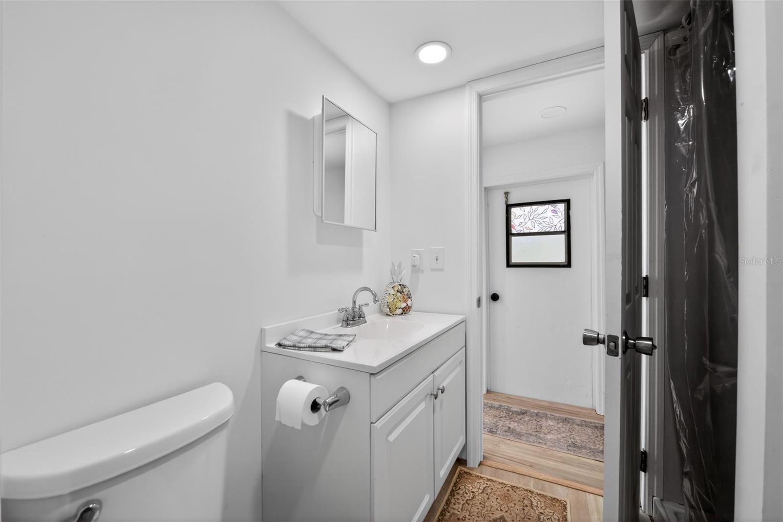 Image 29 of 33 For 2944 Palm Circle