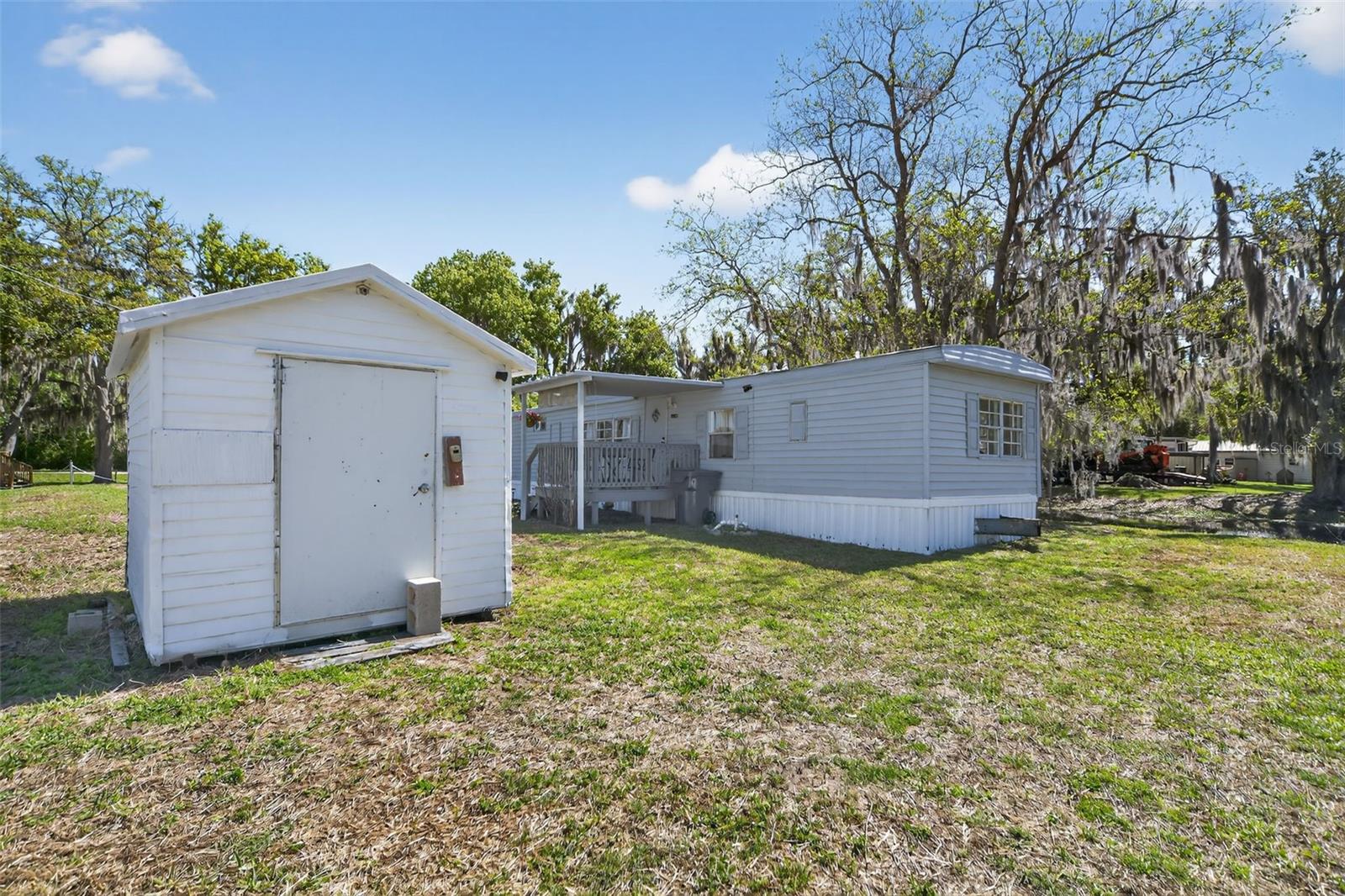 Image 6 of 33 For 2944 Palm Circle