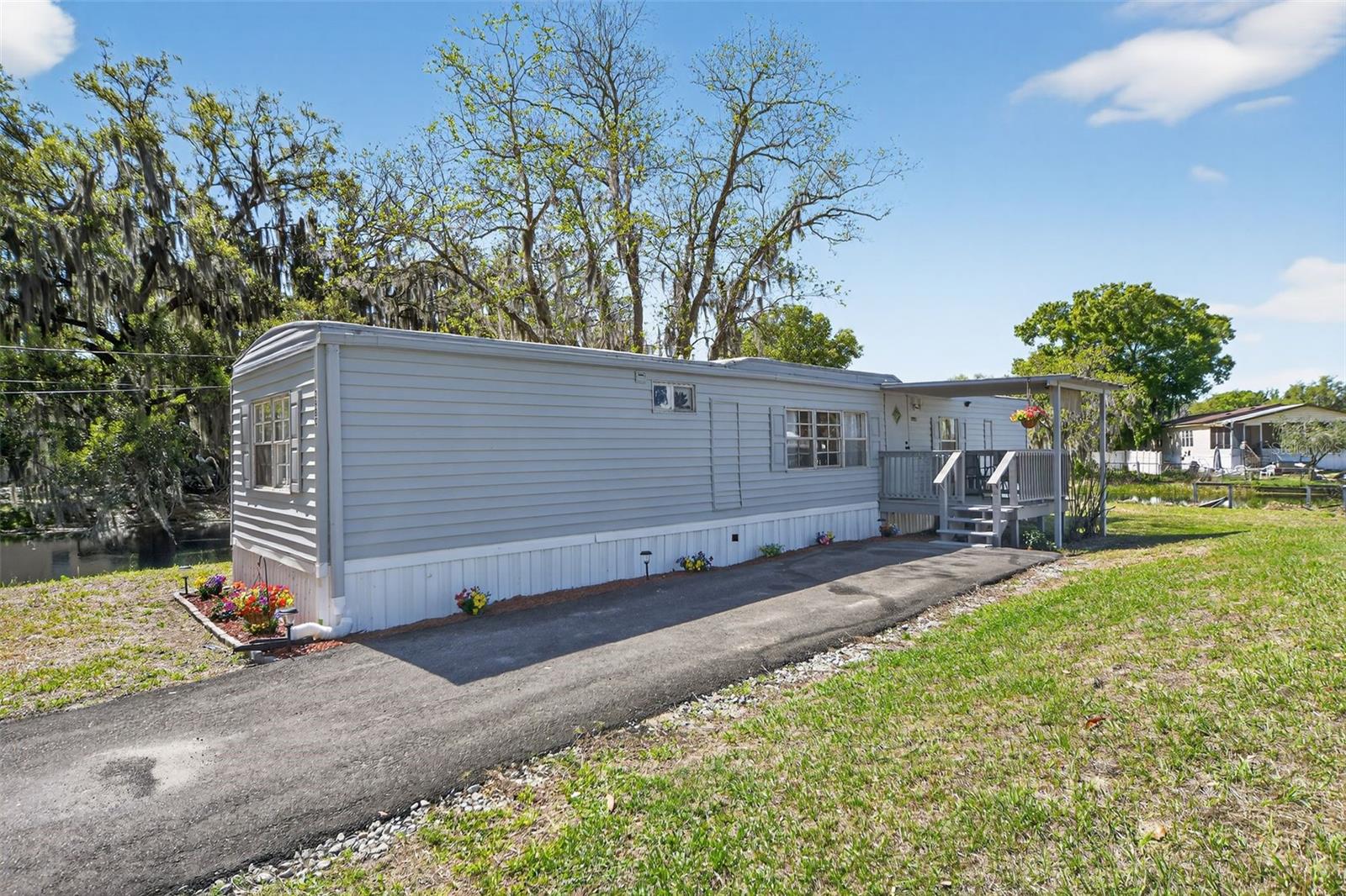 Image 8 of 33 For 2944 Palm Circle