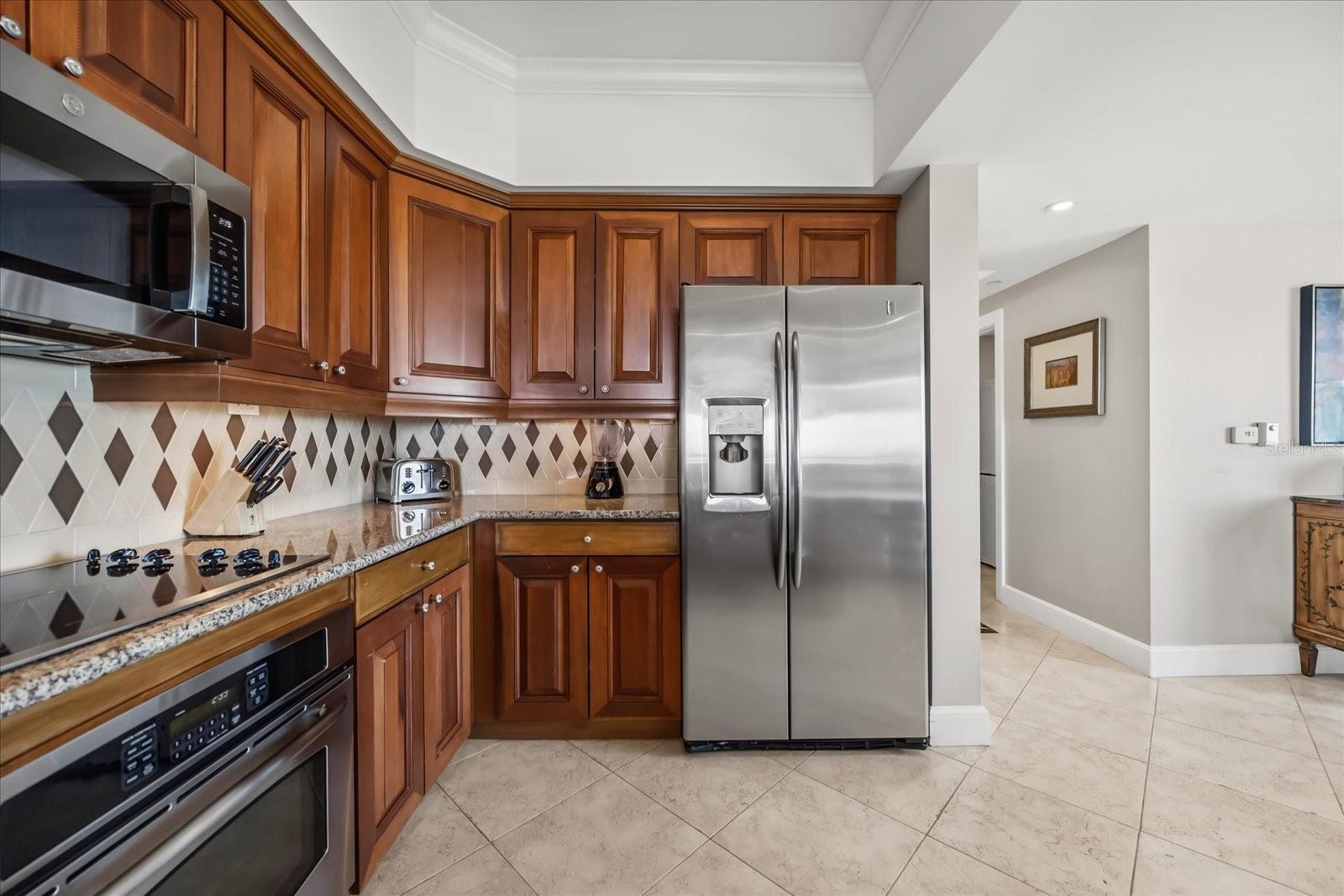 Image 11 of 52 For 7593 Gathering Drive 702