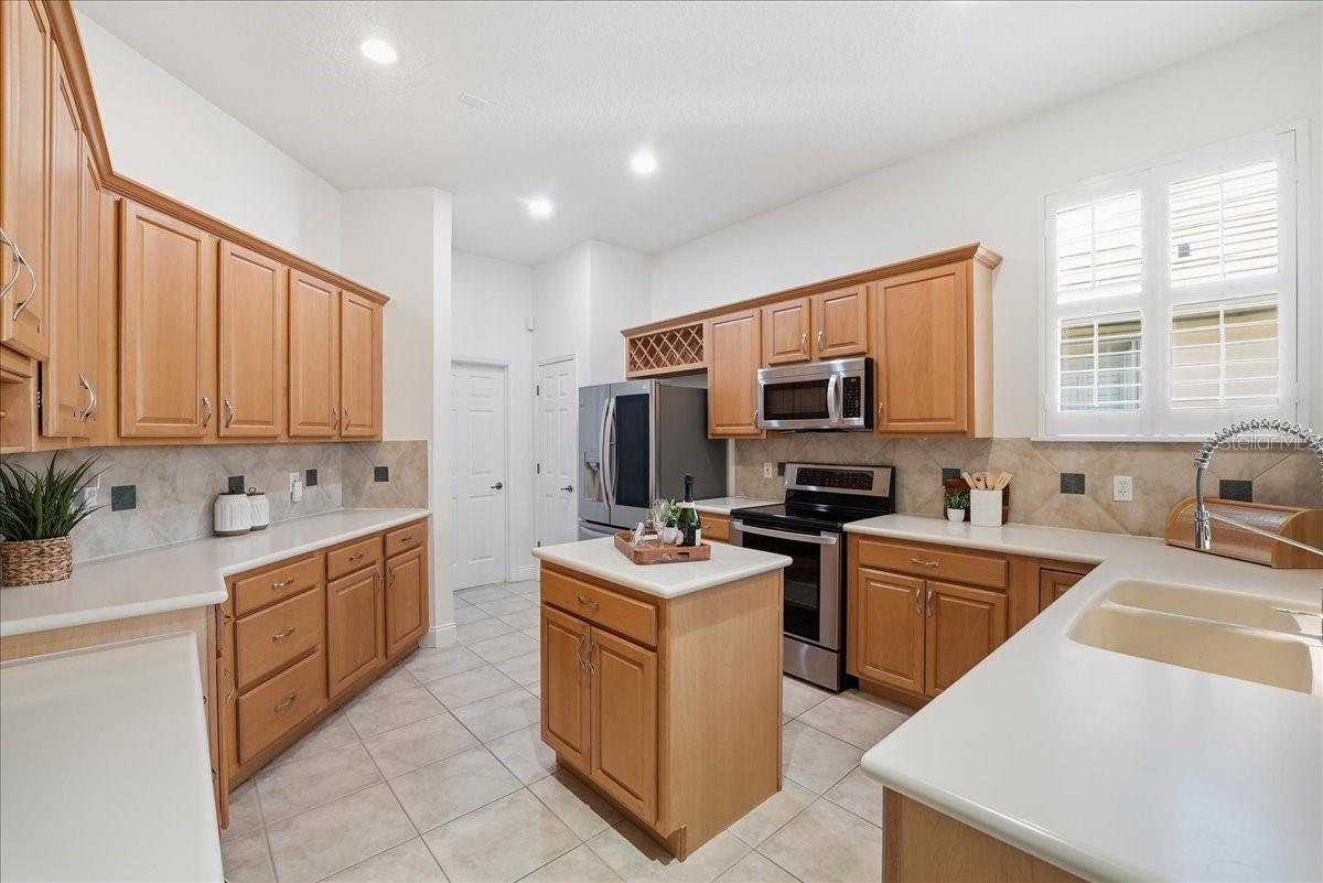 Image 19 of 39 For 10926 Woodchase Circle