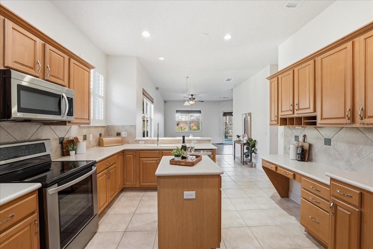 Image 20 of 39 For 10926 Woodchase Circle