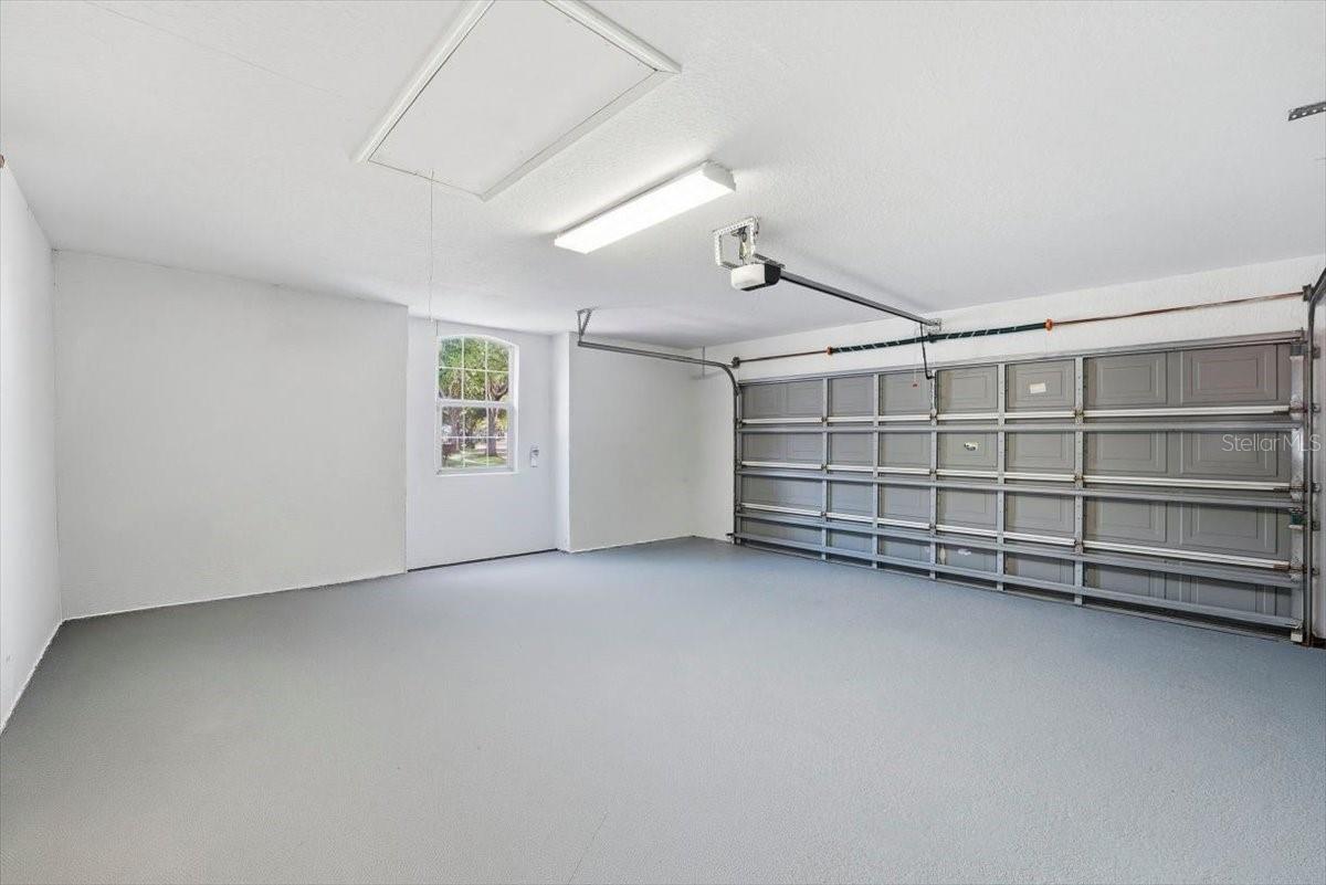 Image 34 of 39 For 10926 Woodchase Circle