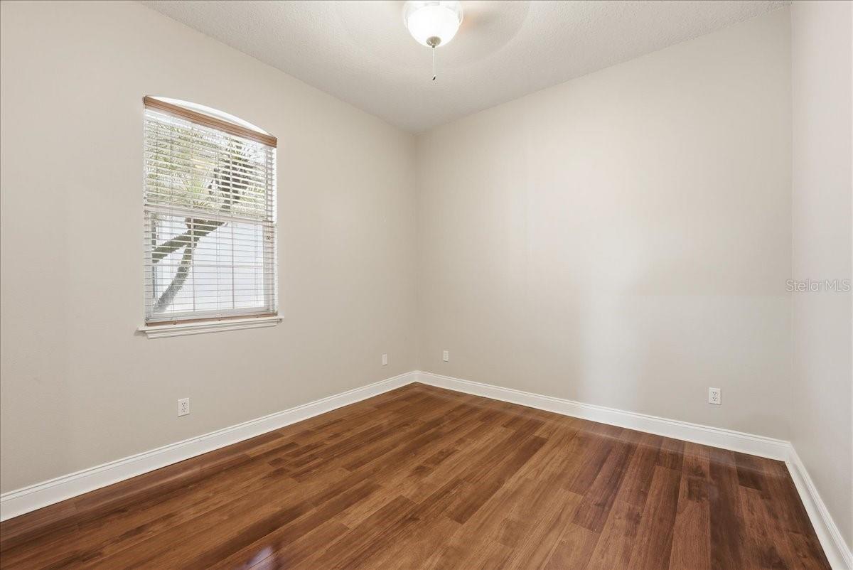 Image 35 of 39 For 10926 Woodchase Circle