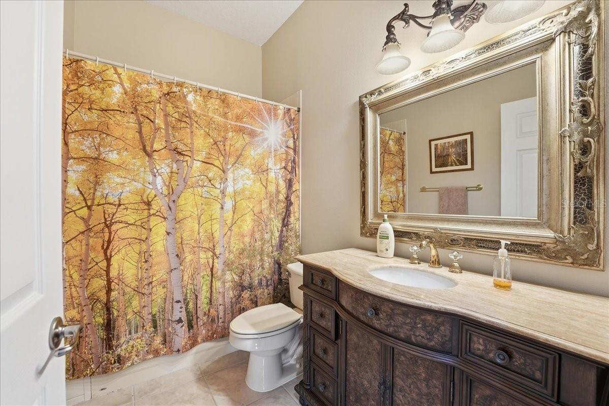 Image 37 of 39 For 10926 Woodchase Circle