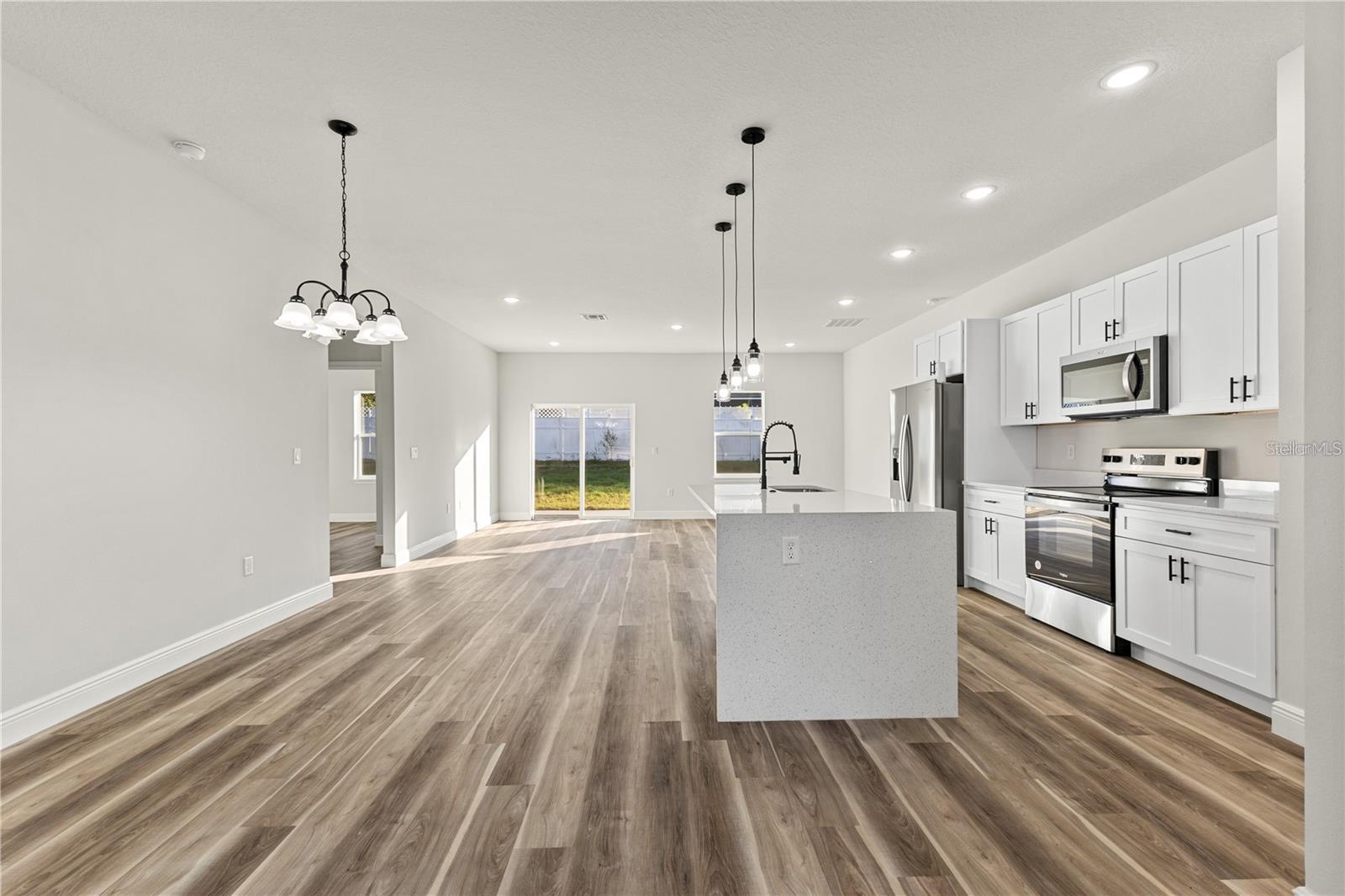 Image 13 of 44 For 265 Marion Oaks Manor