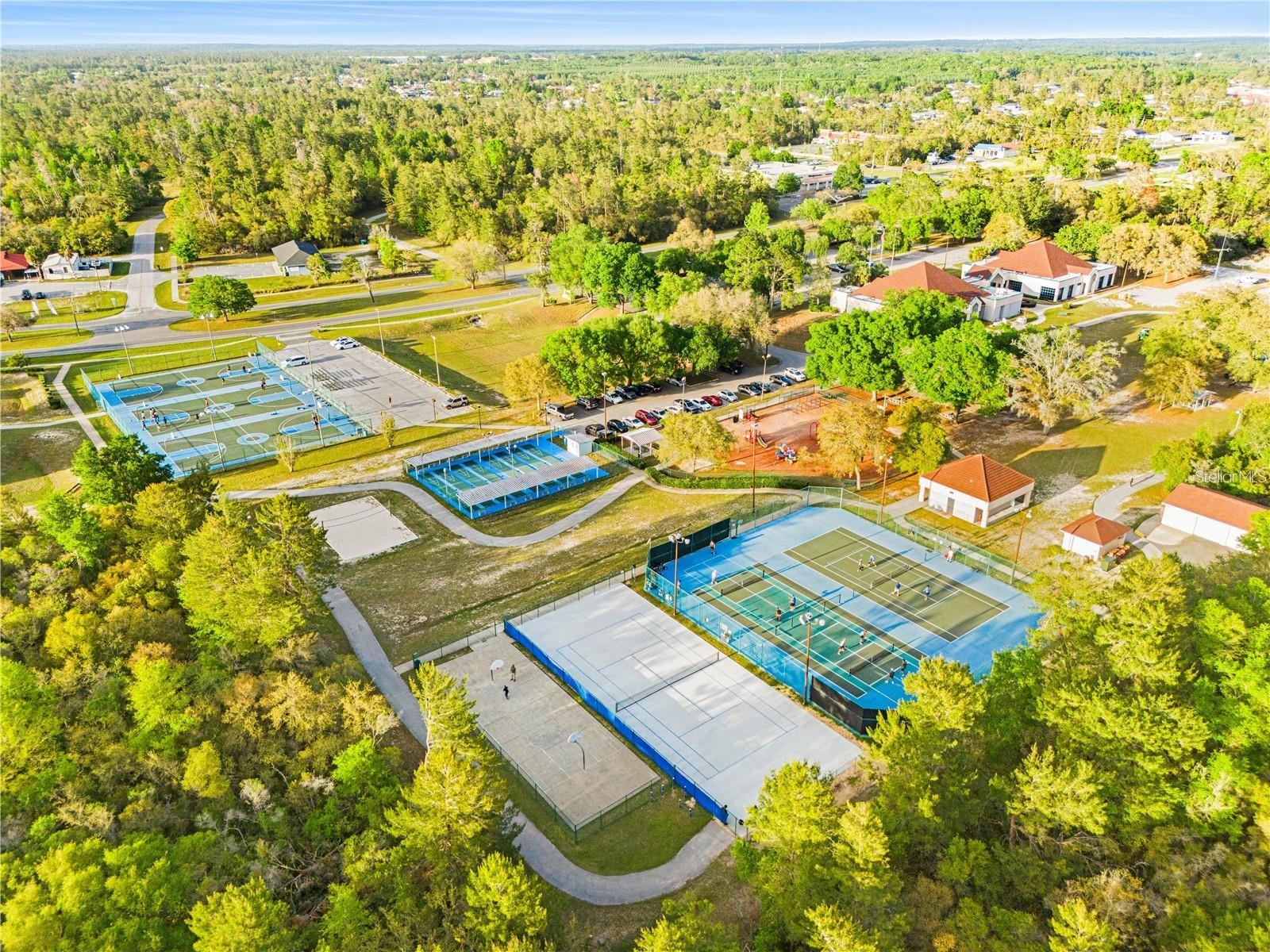 Image 42 of 44 For 265 Marion Oaks Manor