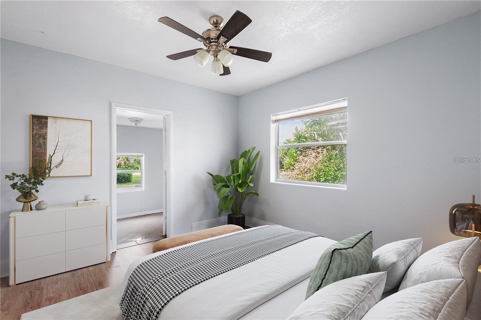 Image 9 of 12 For 811 Amelia Avenue