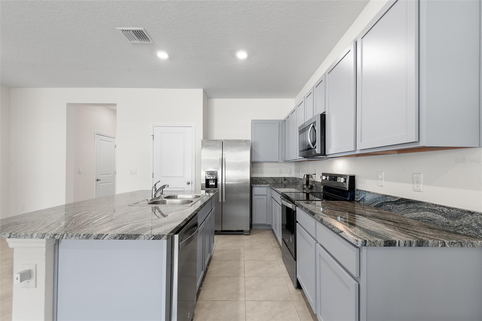 Image 4 of 12 For 33093 Major Oak Drive