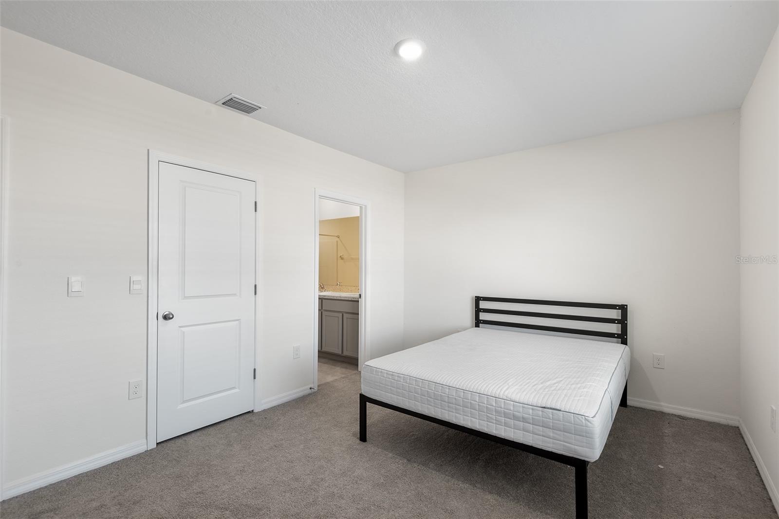 Image 5 of 12 For 33093 Major Oak Drive