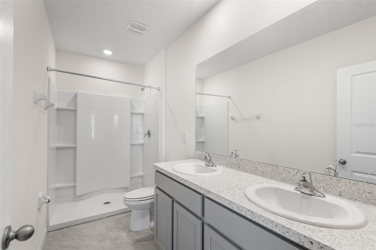 Image 6 of 12 For 33093 Major Oak Drive