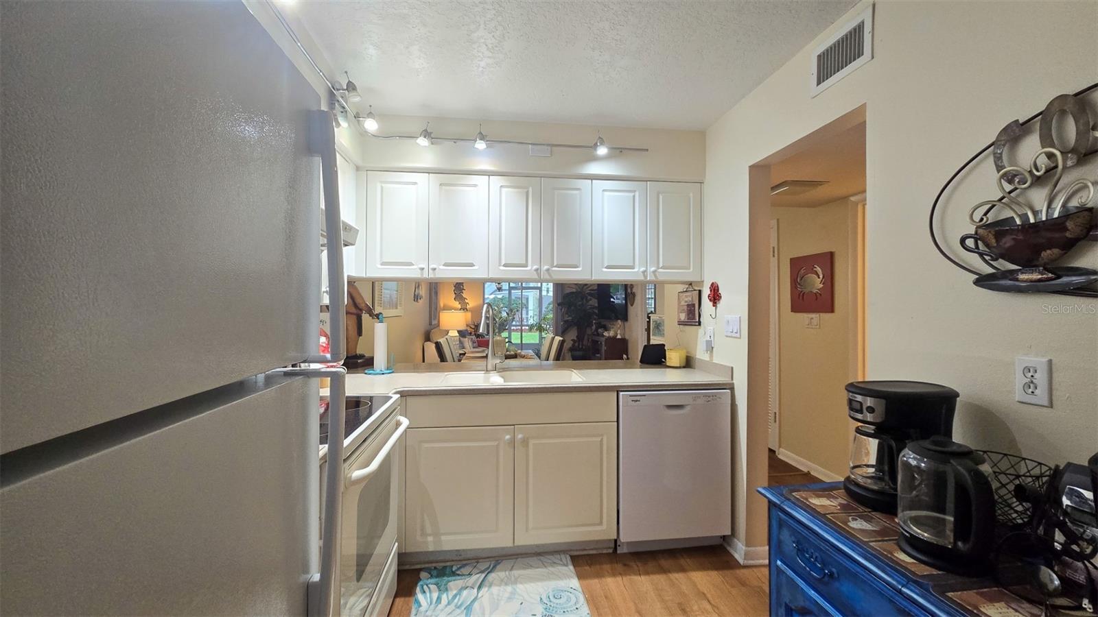 Image 16 of 37 For 1005 Knox Mcrae Drive A-104