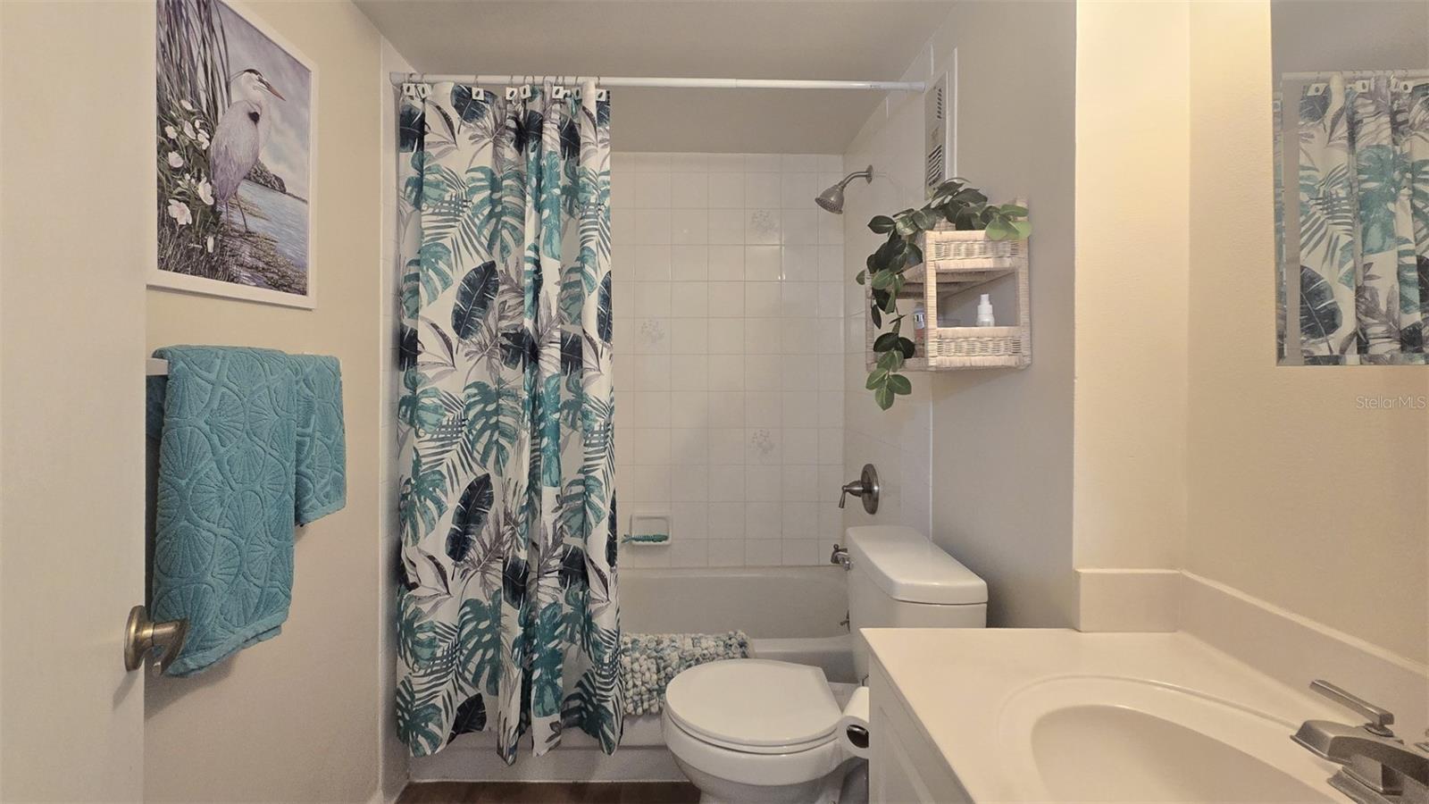 Image 24 of 37 For 1005 Knox Mcrae Drive A-104