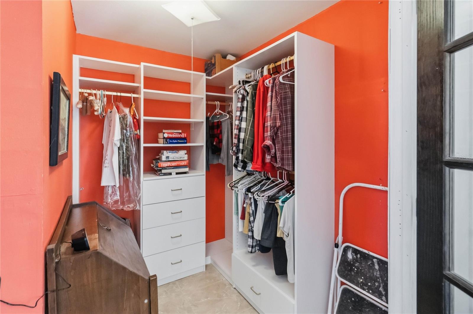 Image 17 of 25 For 102 Dorchester Square 102