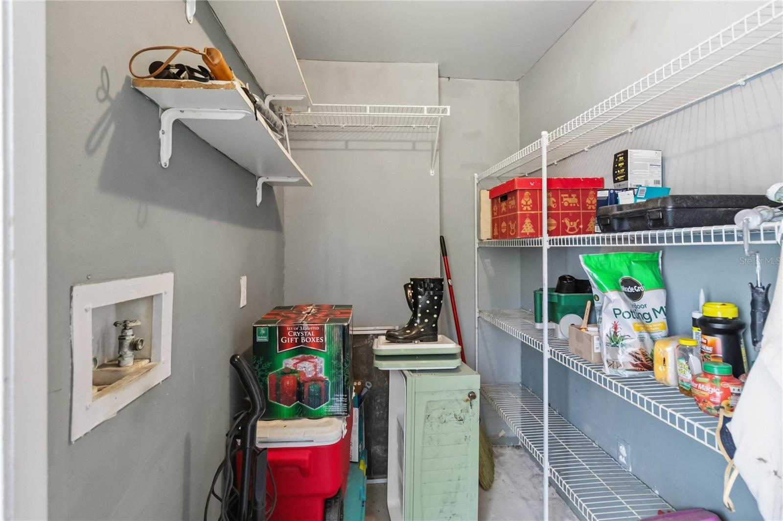 Image 19 of 25 For 102 Dorchester Square 102