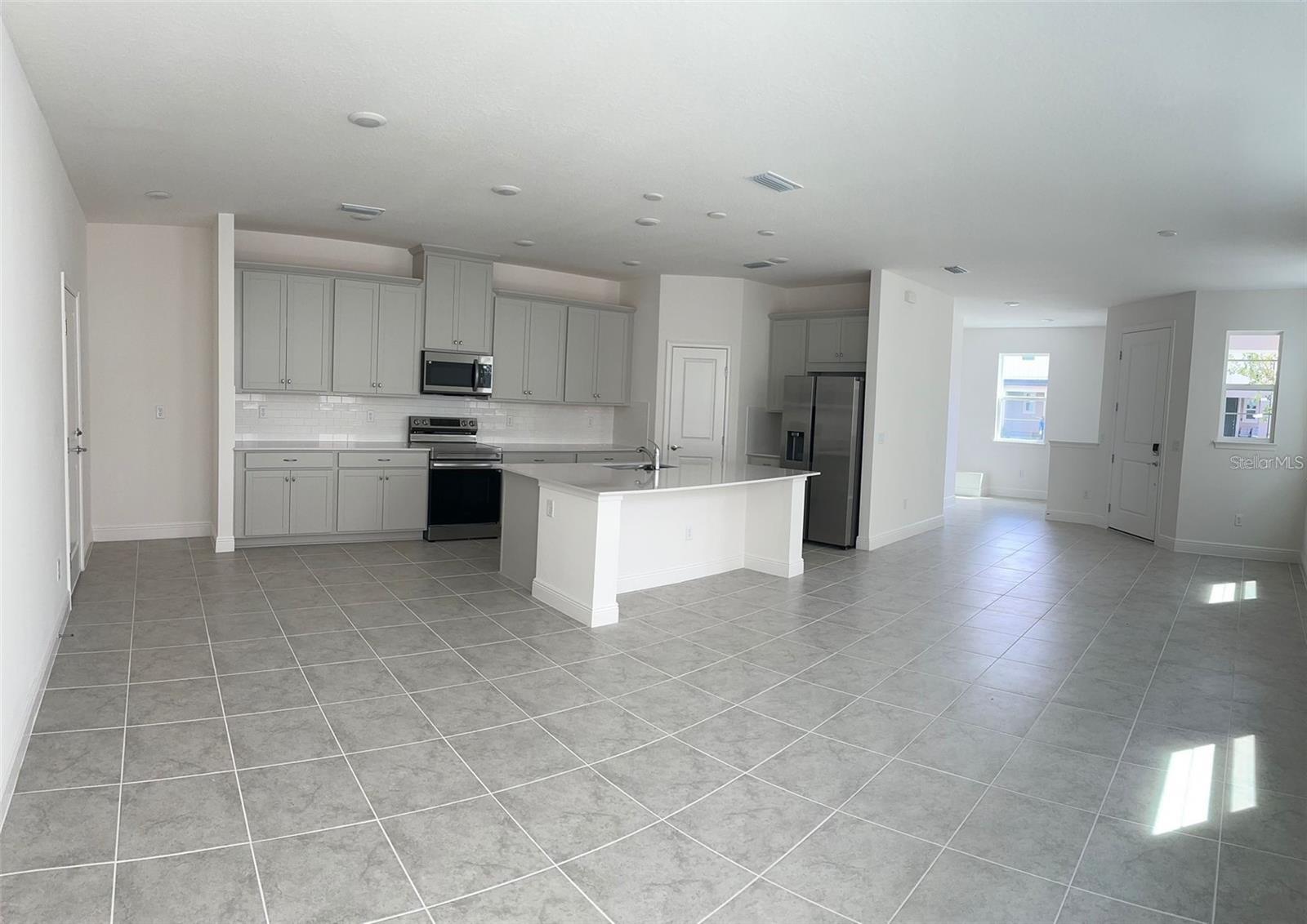 Image 4 of 15 For 4806 Prairie Preserve Run