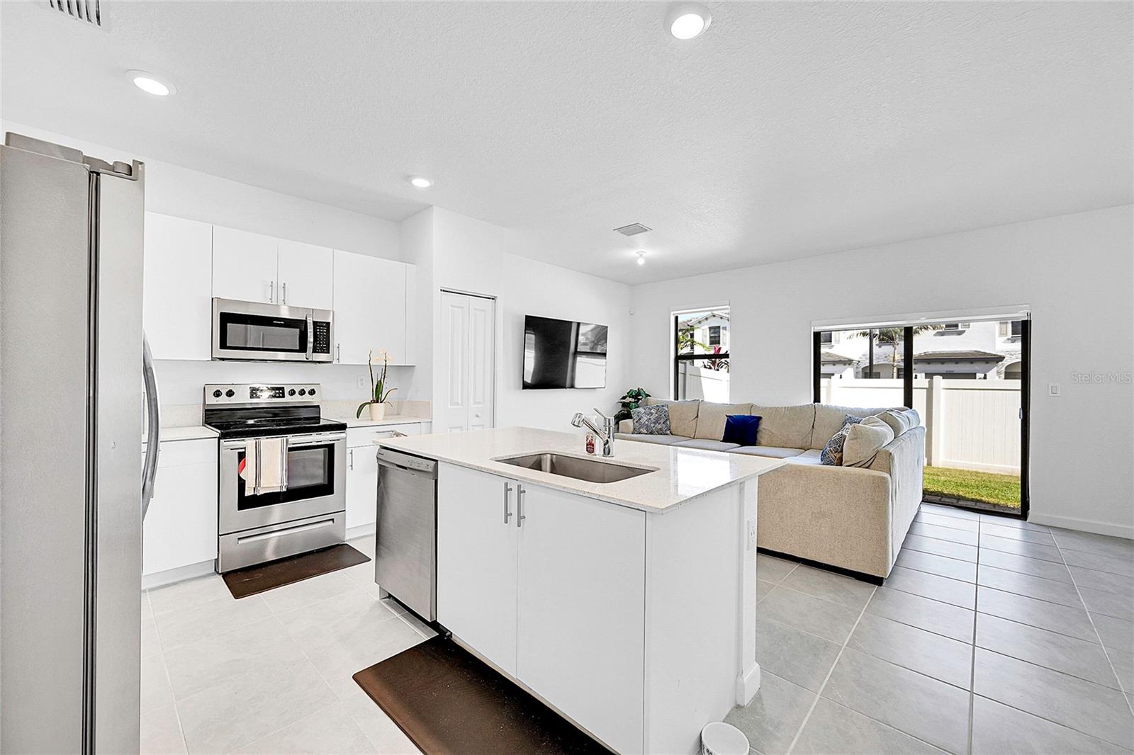 Image 10 of 38 For 20357 4th Path