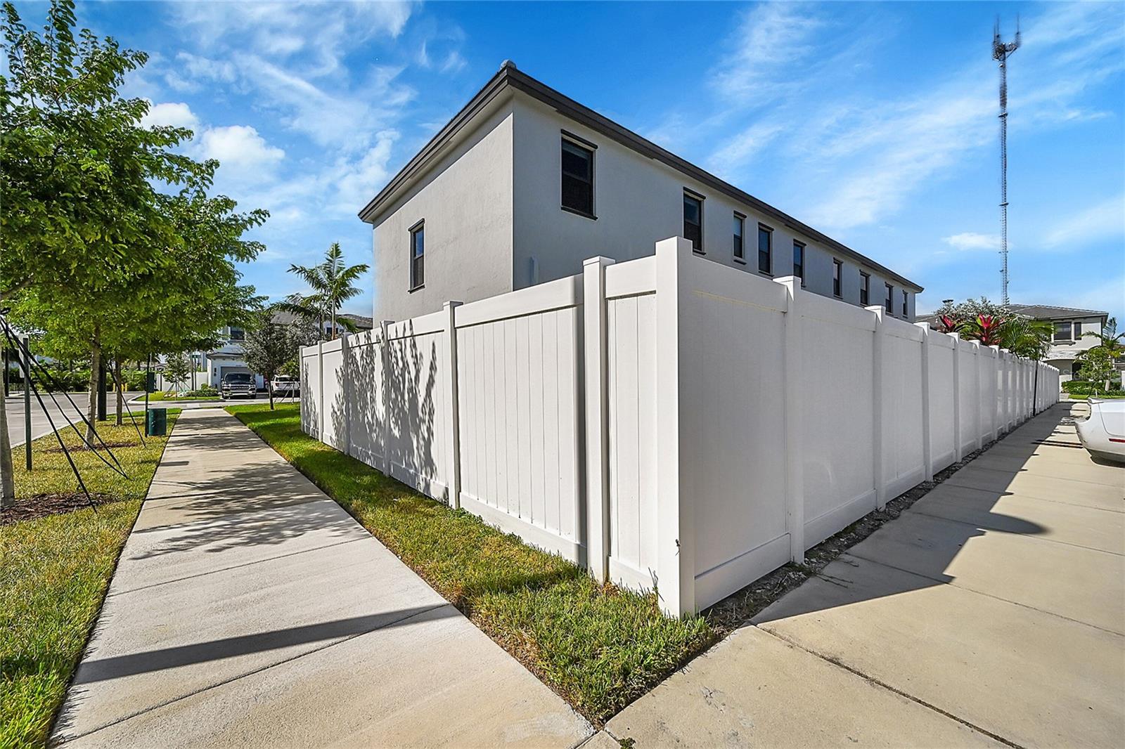 Image 31 of 38 For 20357 4th Path