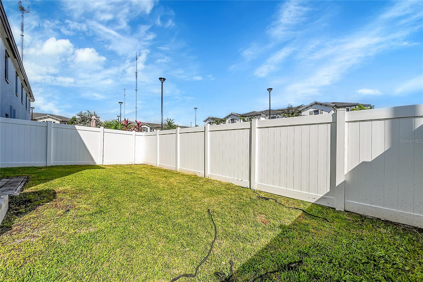 Image 32 of 38 For 20357 4th Path