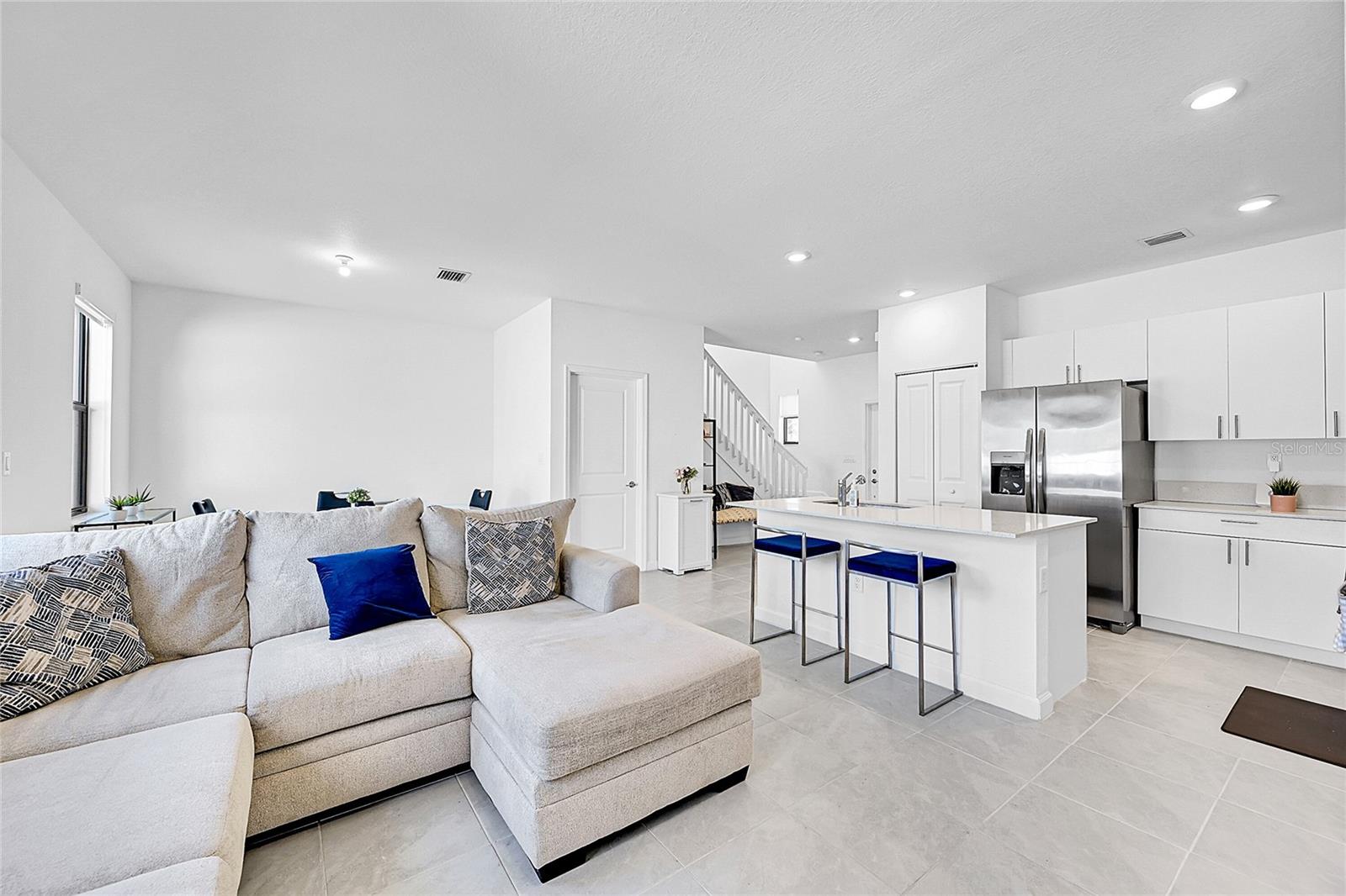 Image 7 of 38 For 20357 4th Path