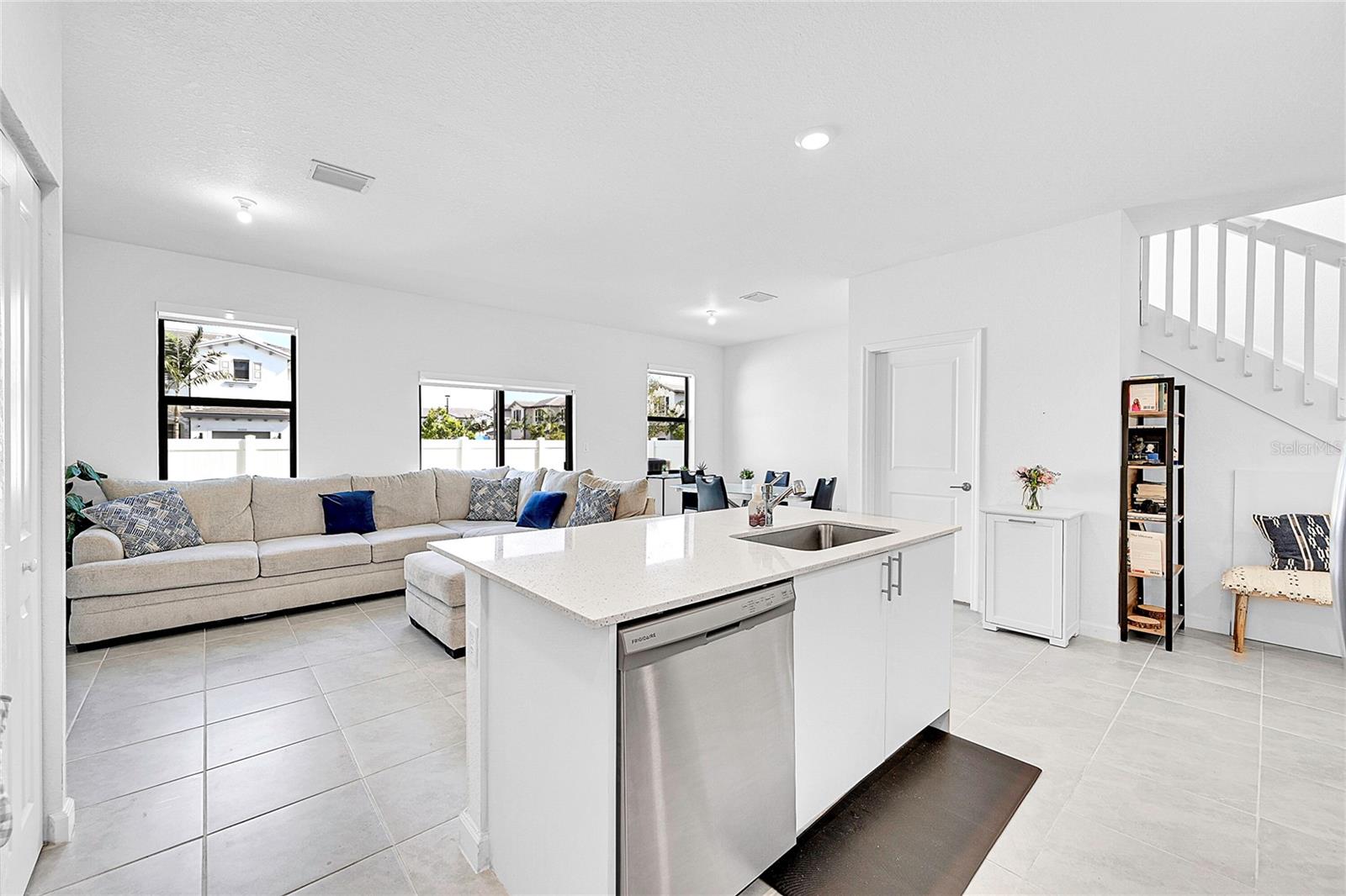 Image 9 of 38 For 20357 4th Path