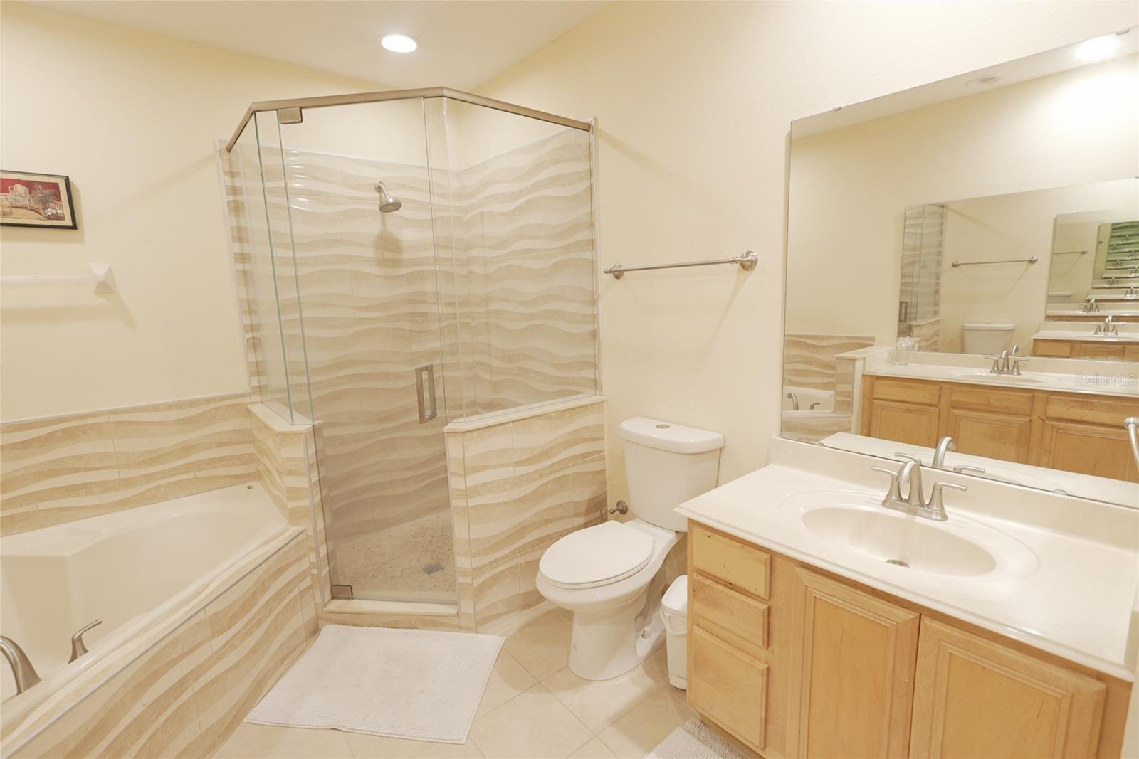 Image 18 of 36 For 2082 Chatham Place Drive