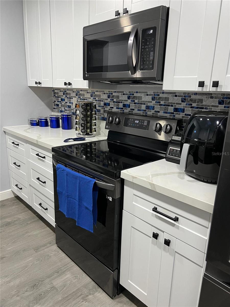 Image 8 of 10 For 2818 14th Drive 107