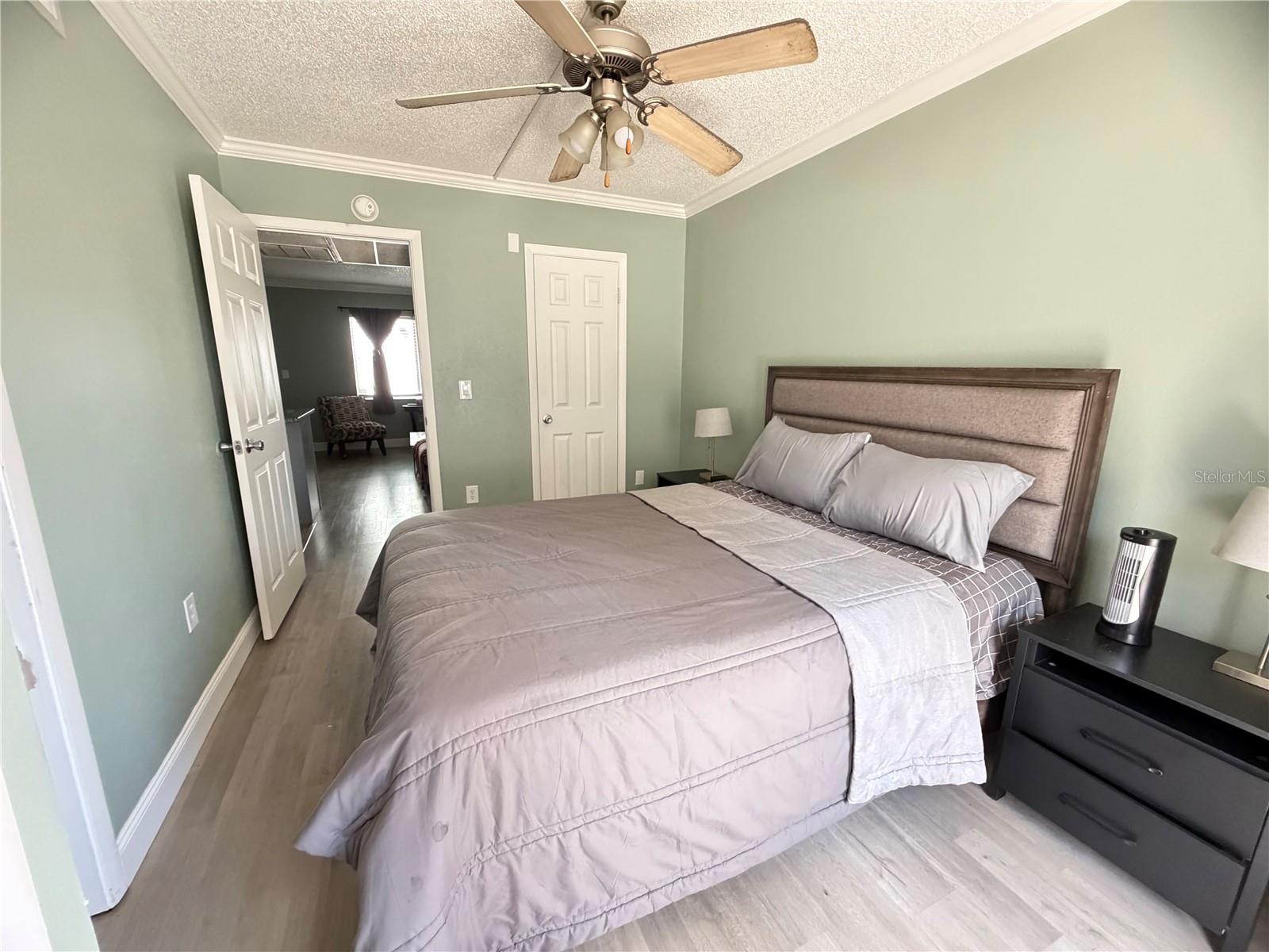 Image 3 of 9 For 145 Oyster Bay Circle 140