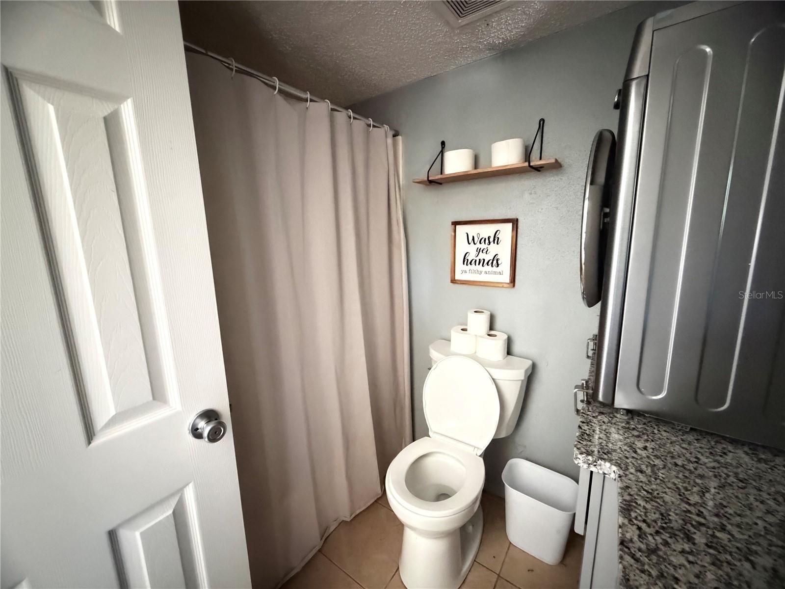 Image 5 of 9 For 145 Oyster Bay Circle 140