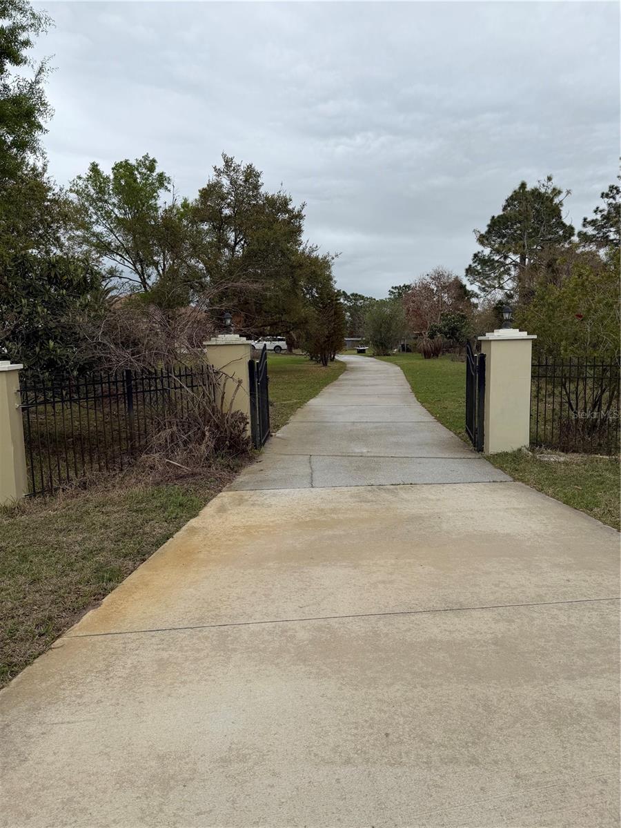Image 10 of 16 For 3811 Bancroft Boulevard