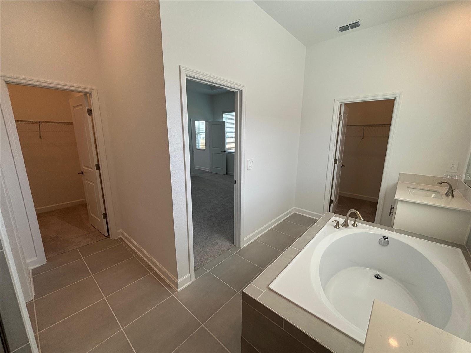 Image 18 of 26 For 5996 Shavasana Road A