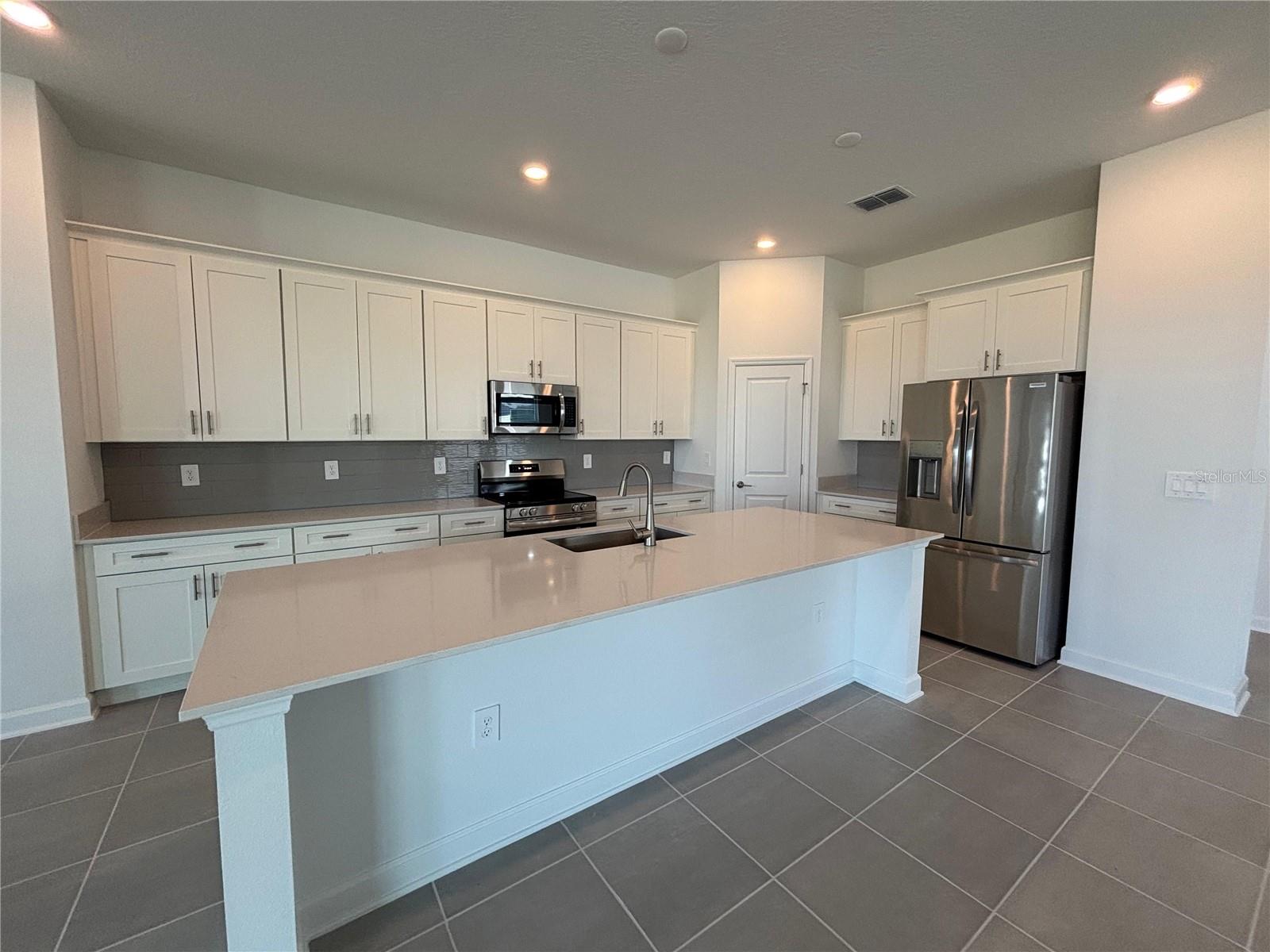 Image 4 of 26 For 5996 Shavasana Road A