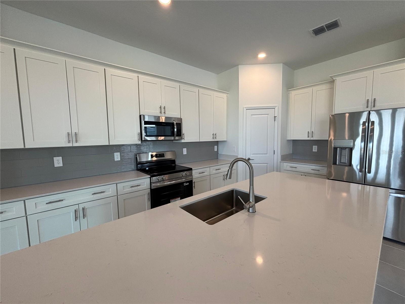 Image 5 of 26 For 5996 Shavasana Road A