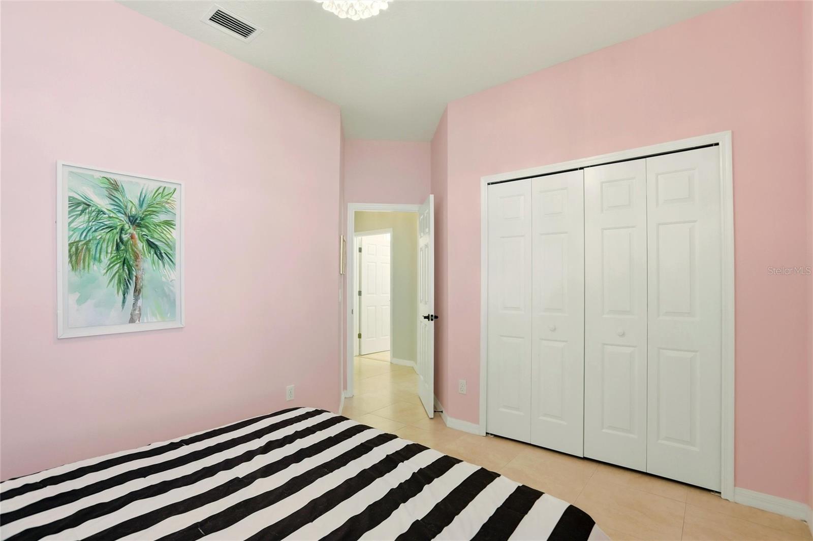 Image 28 of 48 For 4425 Shanewood Court