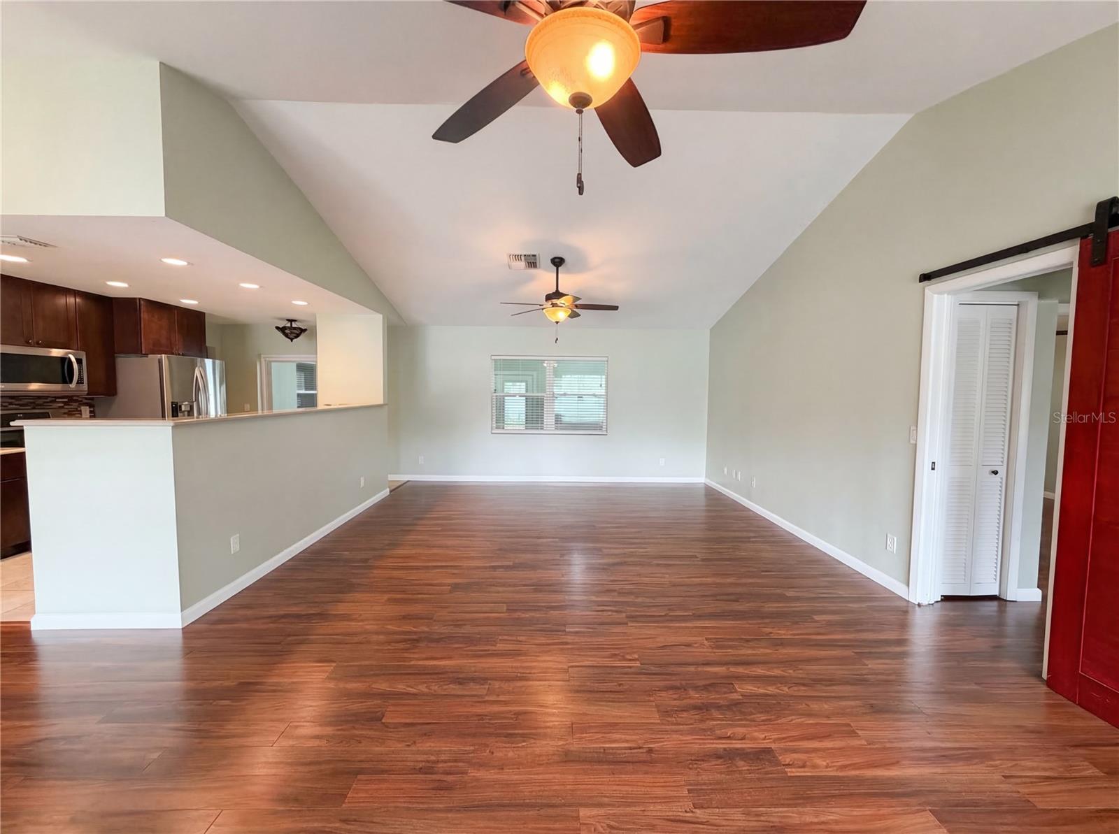 Image 5 of 28 For 1415 Sandalwood Drive