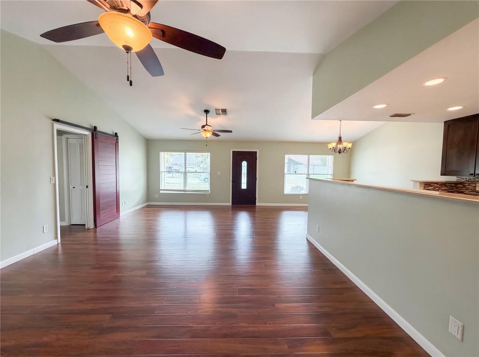 Image 8 of 28 For 1415 Sandalwood Drive