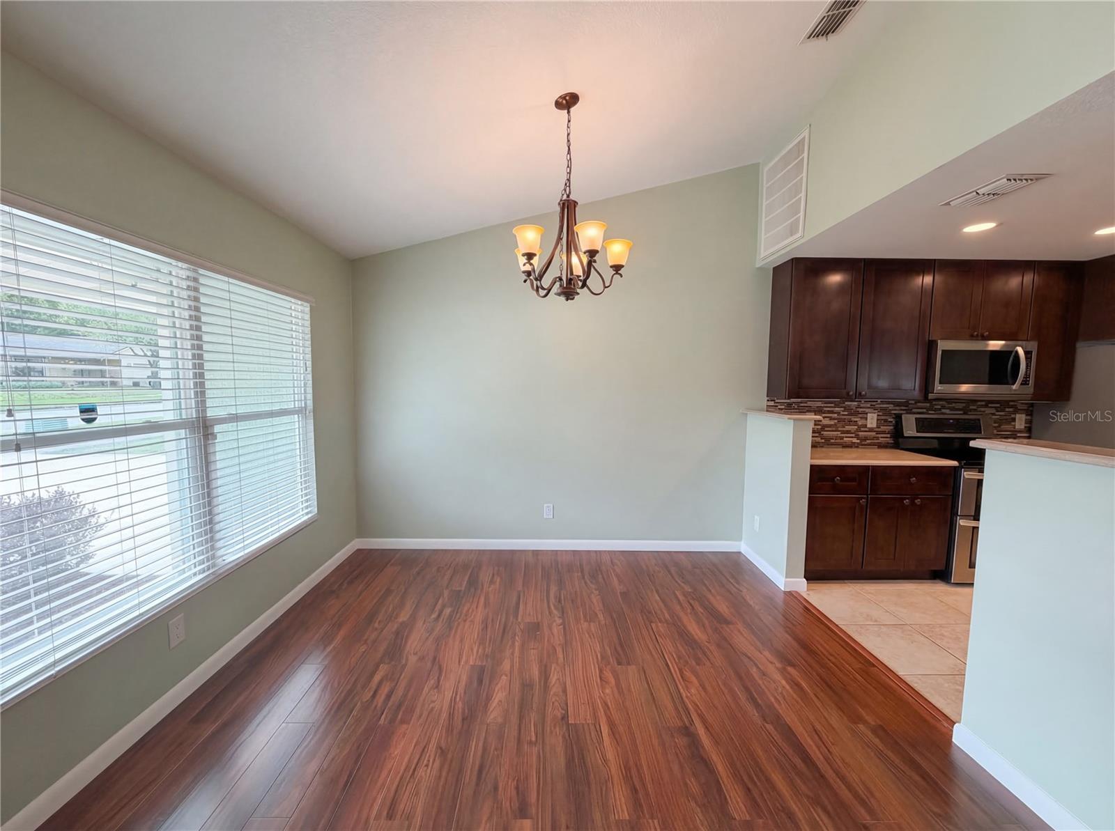 Image 9 of 28 For 1415 Sandalwood Drive