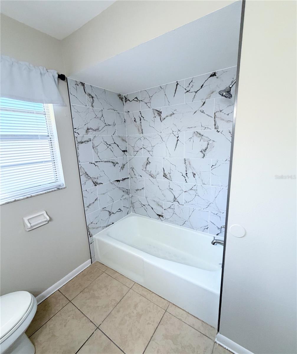 Image 10 of 18 For 709 Lewis Street