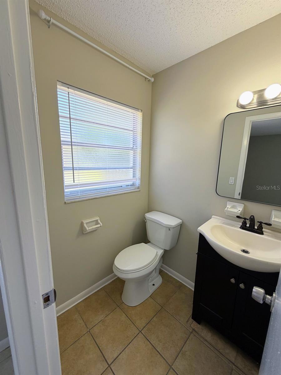 Image 13 of 18 For 709 Lewis Street