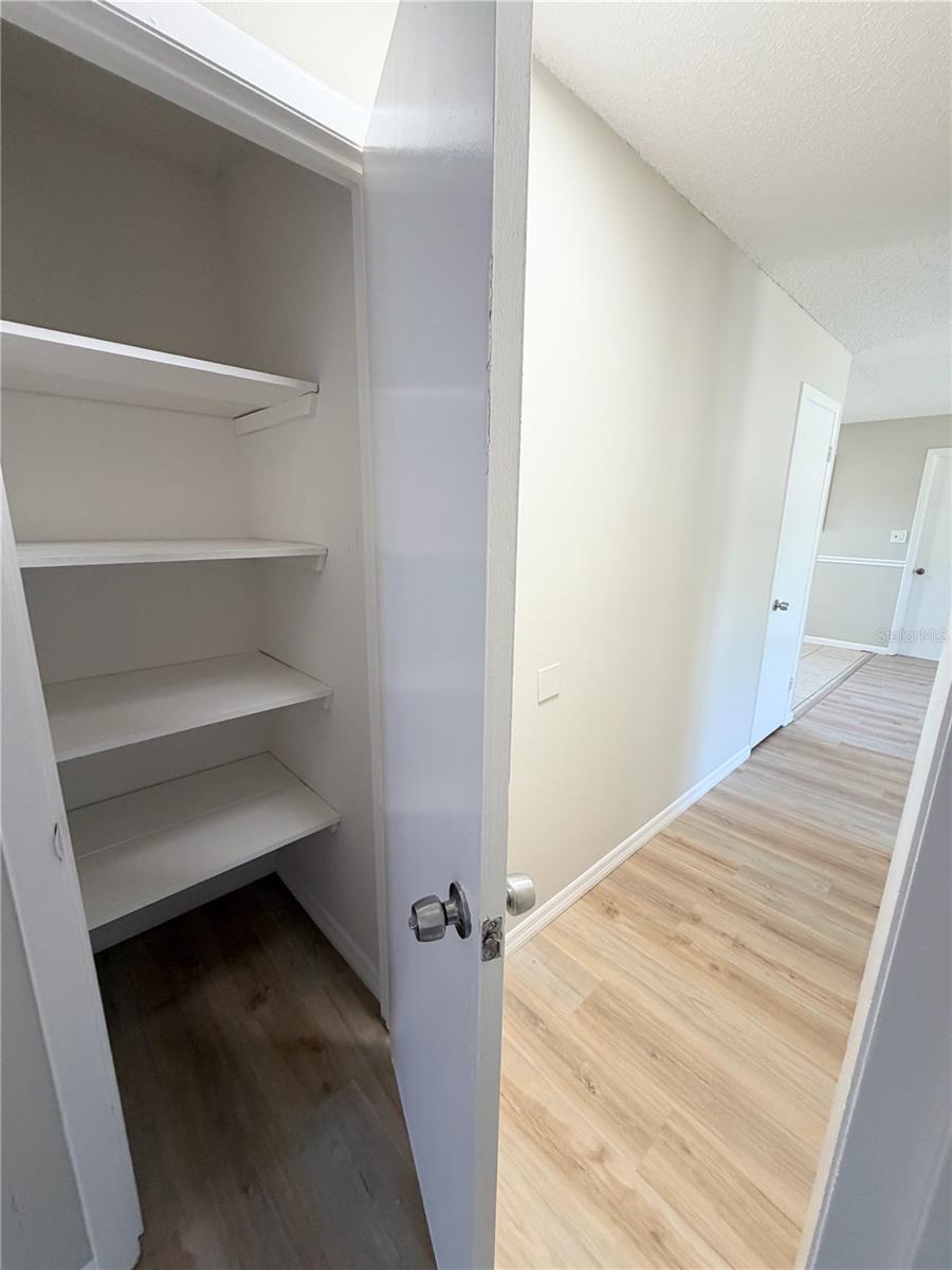 Image 17 of 18 For 709 Lewis Street