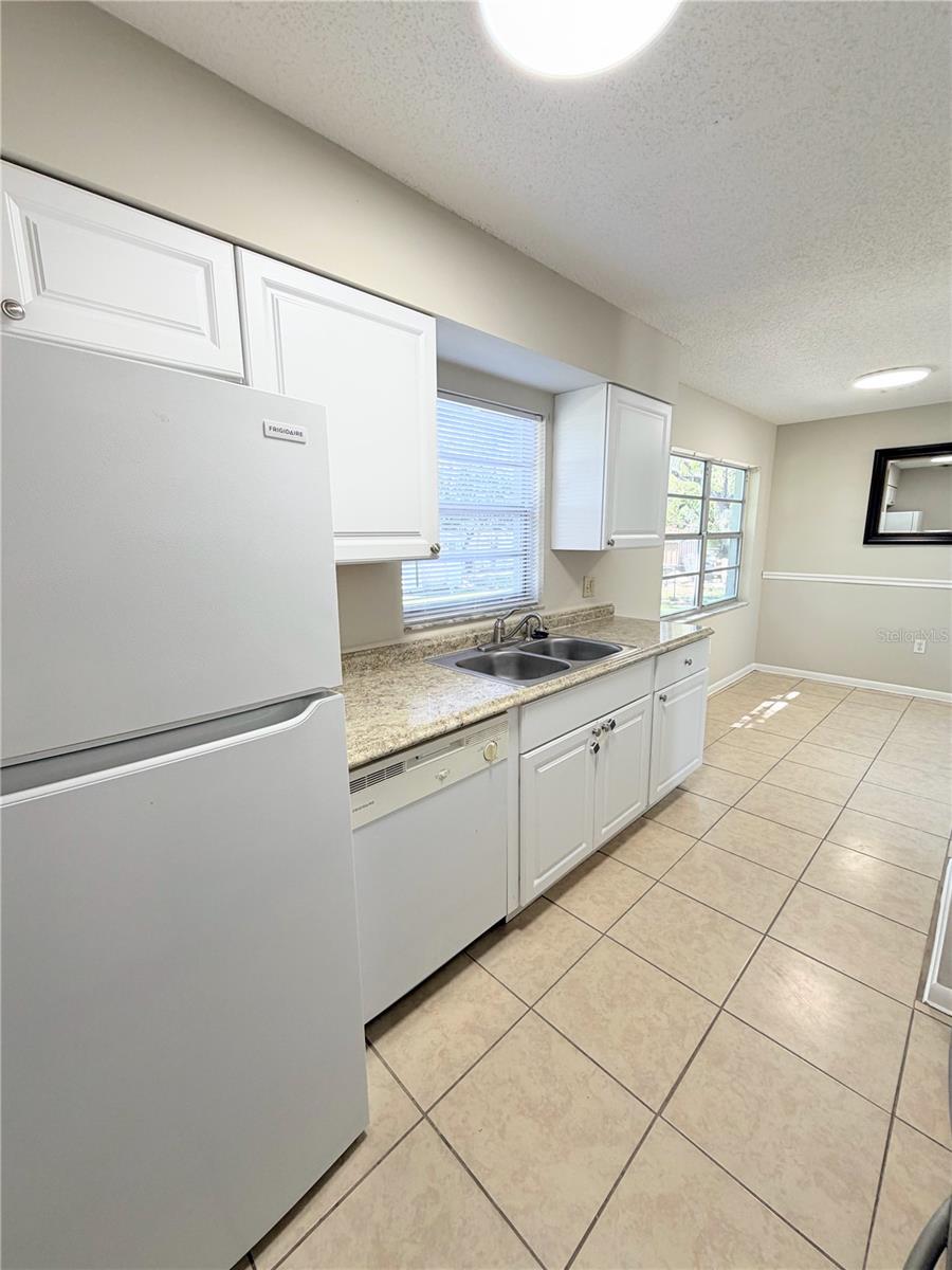 Image 8 of 18 For 709 Lewis Street