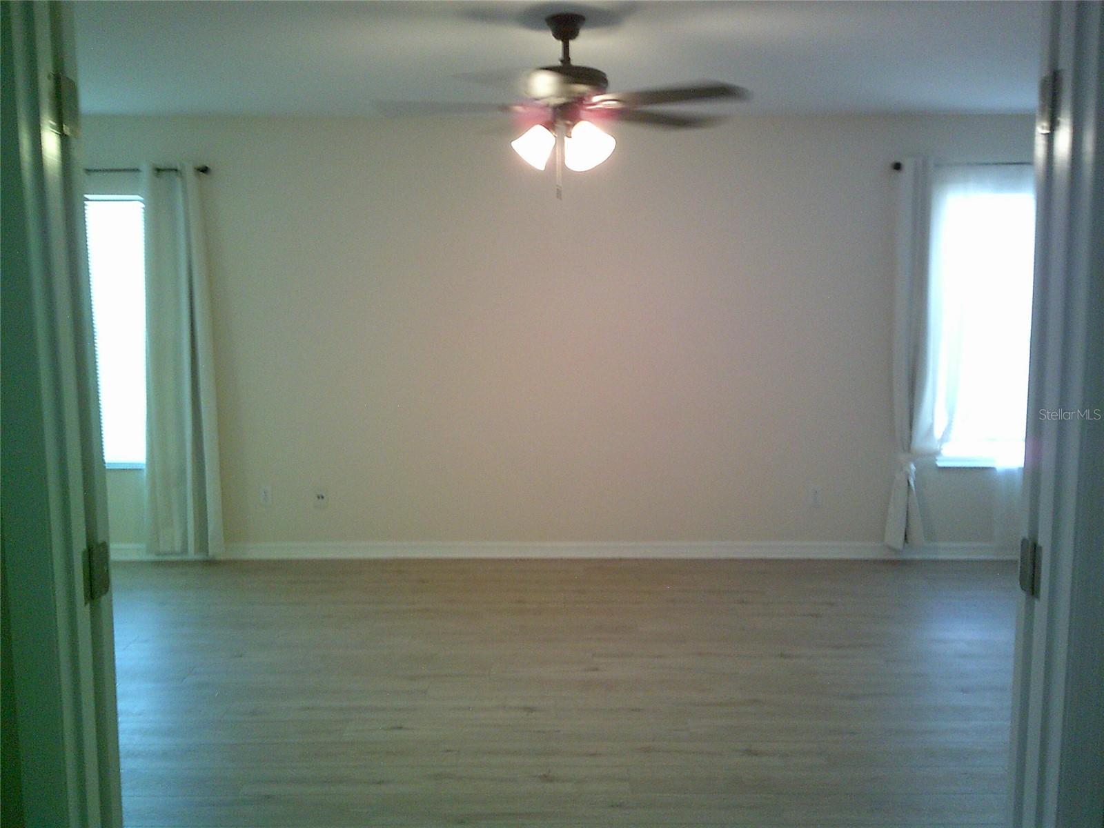 Image 19 of 37 For 3026 Anquilla Avenue