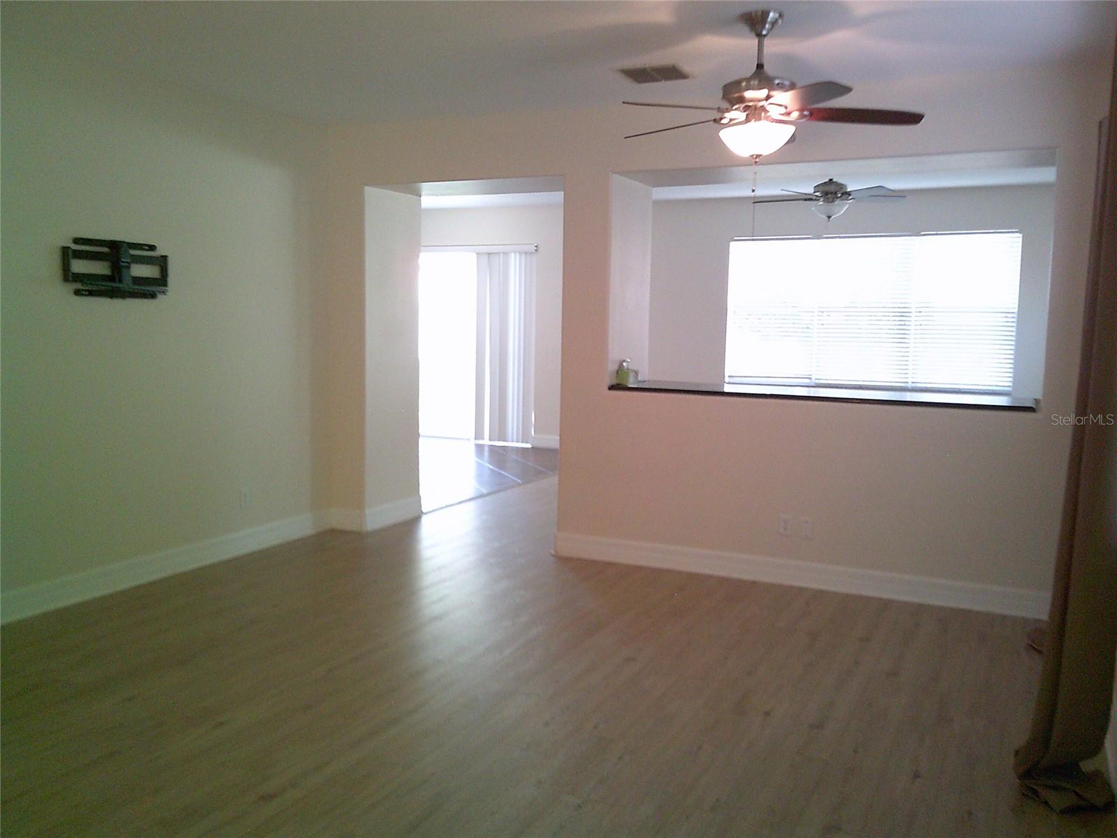 Image 4 of 37 For 3026 Anquilla Avenue