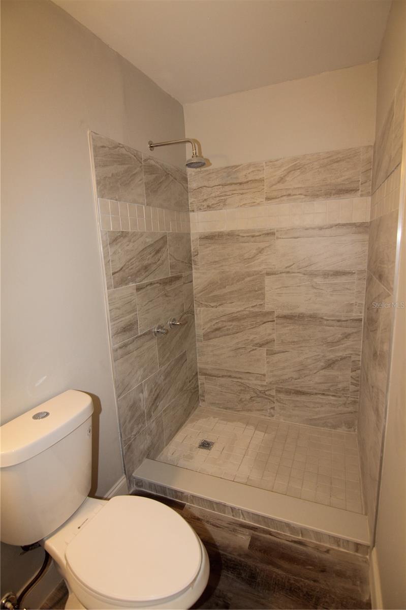 Image 11 of 21 For 466 Spring Drive