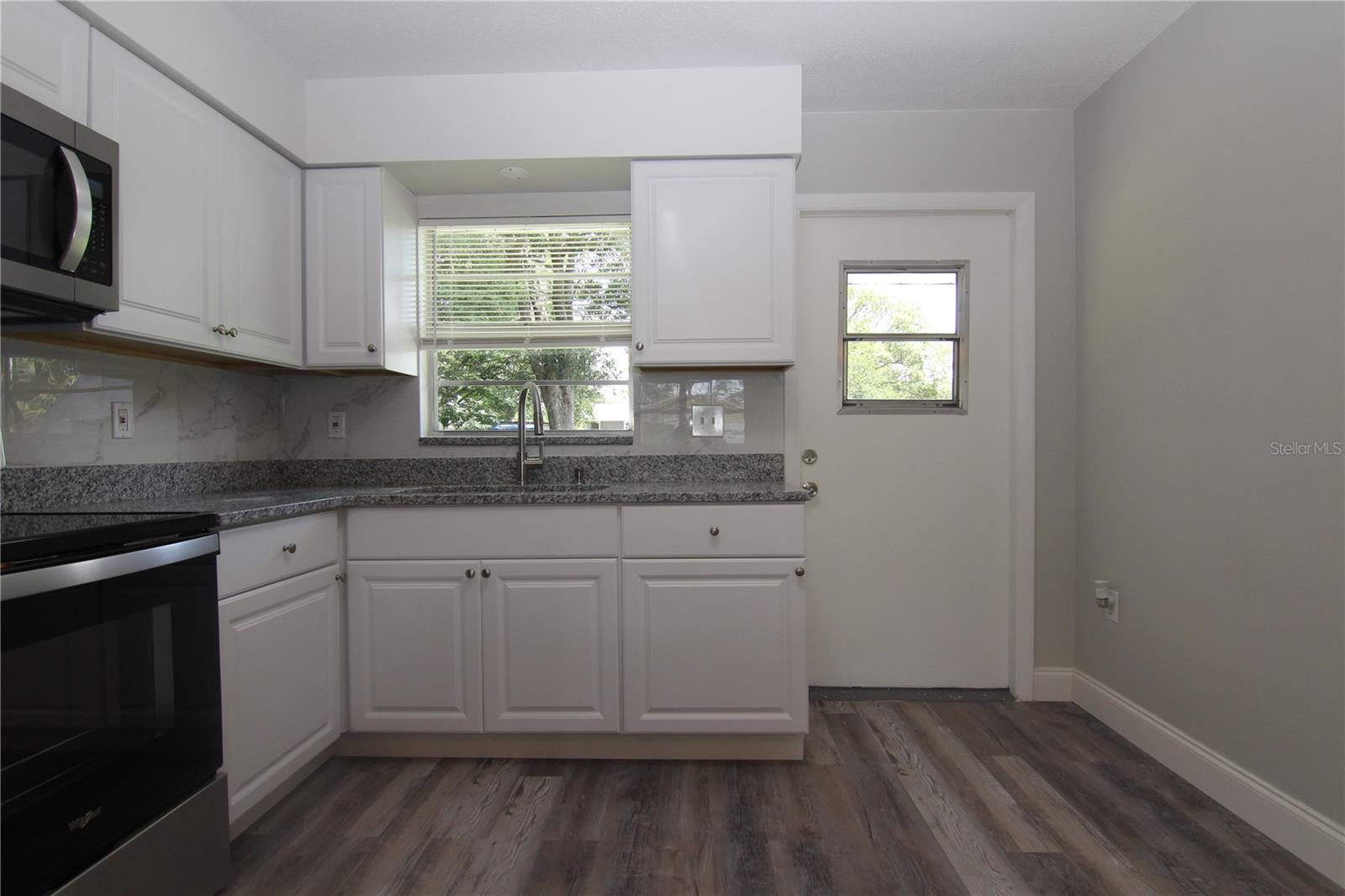 Image 7 of 21 For 466 Spring Drive