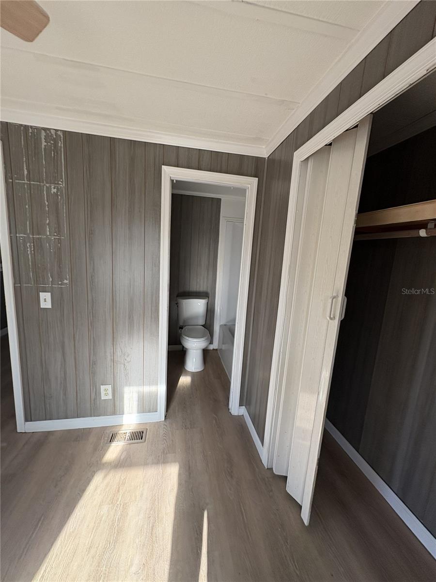 Image 6 of 14 For 1183 9th Street